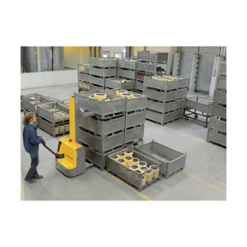 Refresher Training: Pallet and Stacker Trucks / Tow Tractors